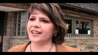 VIDEO: Anne E. DeChant Swings Back Home