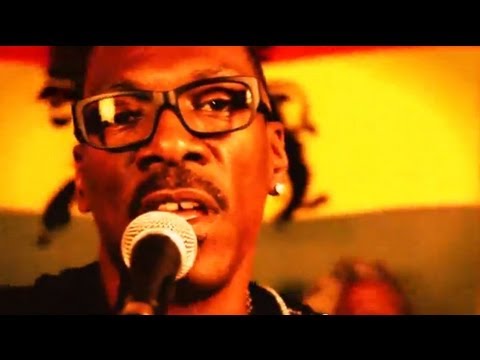 Eddie Murphy - Red Light feat. Snoop Lion