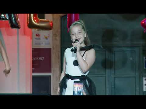 Dora Džalo - Najljepše je dok smo mladi