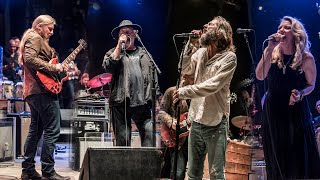 Tedeschi Trucks Band &amp; Leon Russell - With A Little Help From My Friends