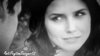 Brooke / Clay [OTH] Tu me manques déjà...