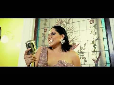 Acaríciame, Alejandra Huerta