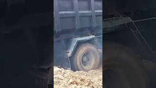 Download lagu selip, menegangkan Ban sampai keluar ASAP mp3