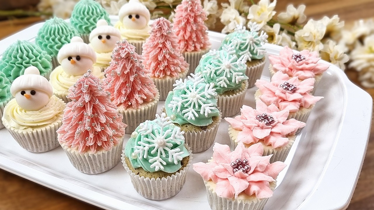 Magical Winter Wonderland Mini Cakes by CakeAcake — recipe photo