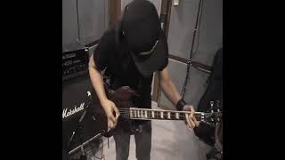 Download lagu Eet Sjahranie Solo Gitar   Maret 1989 Godbless Interlude mp3