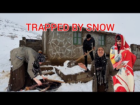 Life at −20°C | A Real Day in a Snowy Mountain Cabin