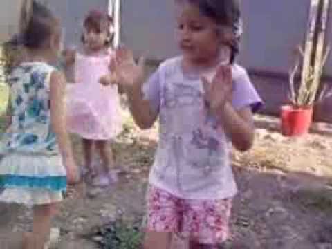 ziua onomastica a lui olivia , la varsta de 4 ani....23 08 2013