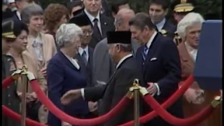 Download lagu President Reagan and President Soeharto of Indonesia Remarks on October 12, 1982 mp3 Download lagu President Reagan and President Soeharto of Indonesia Remarks on October 12, 1982 mp3