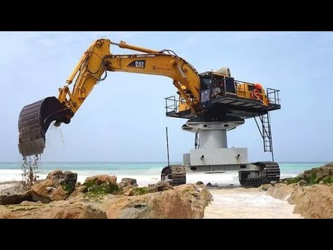 World Dangerous Idiots Bulldozer Heavy Equipment Operator Skill - Fastest Climbing Bulldozer Driving
