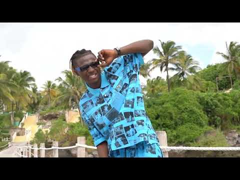 Dagizah Vibing to his Track  "Who goes there"