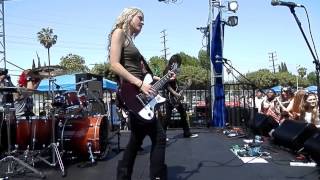 Cherri Bomb - Champfest - Shake The Ground