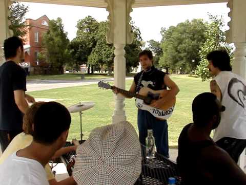 Crisco Kids (acoustic) @ McArthur Park, Little Rock, AR