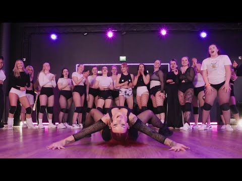 GYAL BRUK OUT - Alkaline / Tinze choreography / Fierce Twerk class  #wonderclub