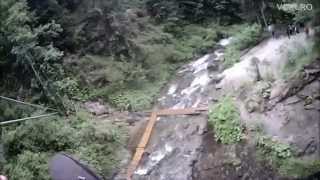 preview picture of video 'Tiroliana Rachitele - Cascada Valul Miresei'