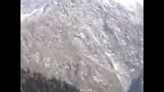 preview picture of video 'Dhauladhar Mountain and Mun Peak'