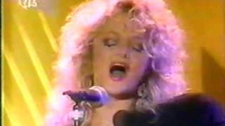 Bonnie Tyler - Against the Wind + RSH Gold Award - German TV