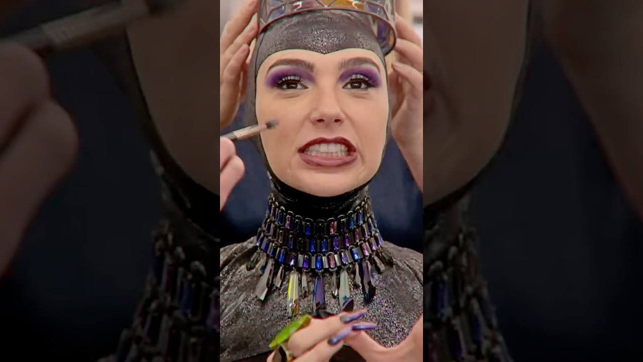 Gal Gadot Evil Queen Transformation #snowwhite