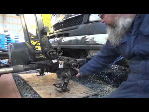 Unhooking/hooking up a Blizzard snowplow and testing my less costly switches!
