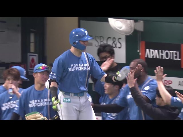 【5回表】美しい弾道!! ファイターズ・清宮幸太郎 ライトスタンドへ先制のソロホームラン!! 2025年5月27日 福岡ソフトバンクホークス 対 北海道日本ハムファイターズ