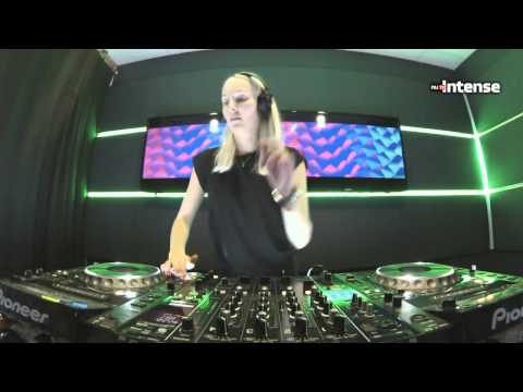 Live @ Radio Intense 10.12.2013 - Katya Tsaryova