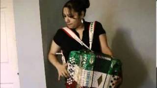 .•*&quot;*•♪♫  Aunque Estes Lejos. •*&quot;*•♪♫  - Intocable