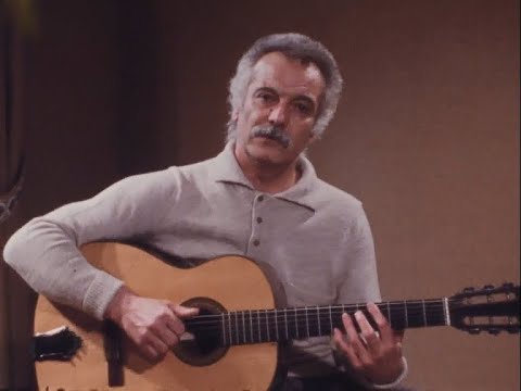 Georges Brassens chante L'Auvergnat (1974)