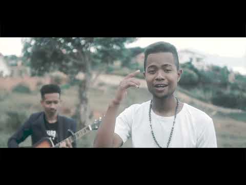 JOHAN BLOUTS - Sakanany