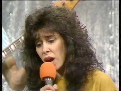 Video thumbnail for Eretz Teruf Venevi’im - ארץ טירוף ונביאים