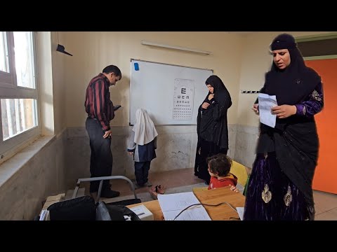 The difficult life of a single woman