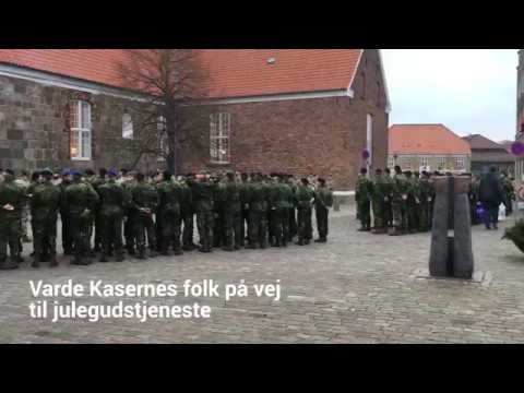 GoVarde - Varde Kasernes folk på vej til julegudstjeneste