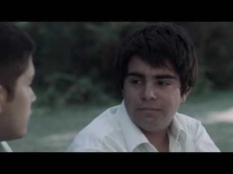 Thumbnail of the video: MALA JUNTA - TRAILER OFICIAL ESTRENO 11 DE MAYO 2017