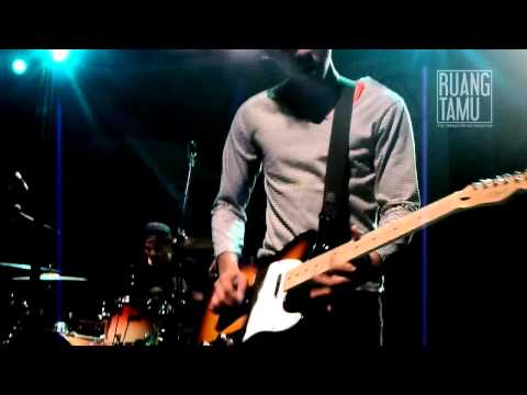 LIVE! -Who Stole My Bike- MORFEM @JAMS 2011