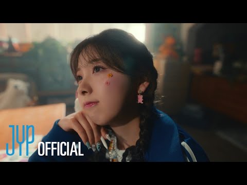 NiziU Official