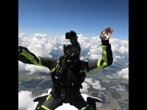 Fun skydive with Craker J!🤘👊💪
