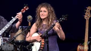 Béla Fleck &amp; Abigail Washburn &quot;Railroad&quot;