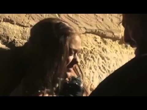 Arya gets her hair cut off and disguises as a boy Game of Thrones online video cutter com 1