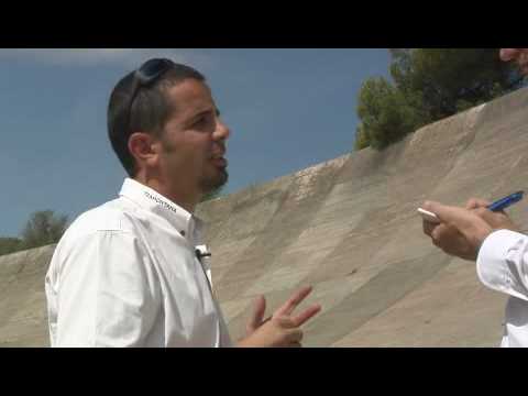 Spanish supercar: Tramontana (English subtitled)