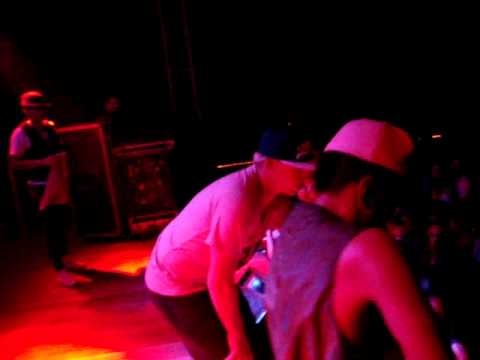 Grupo Os Atraentes ** Na Paradise Em Canoas ** SHOW 2012