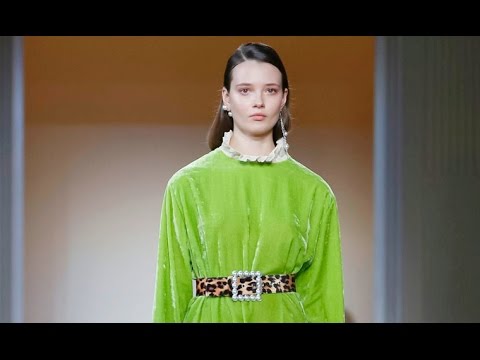 Blugirl | Fall Winter 2017/2018 Full Fashion Show | Exclusive