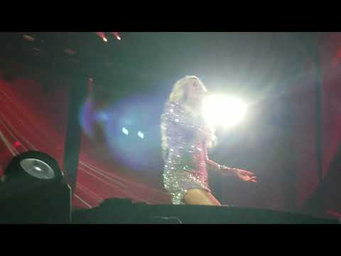 download lagu mp3 mp4 Carrie Underwood Tickets Hershey Pa, download lagu Carrie Underwood Tickets Hershey Pa gratis, unduh video klip Carrie Underwood Tickets Hershey Pa