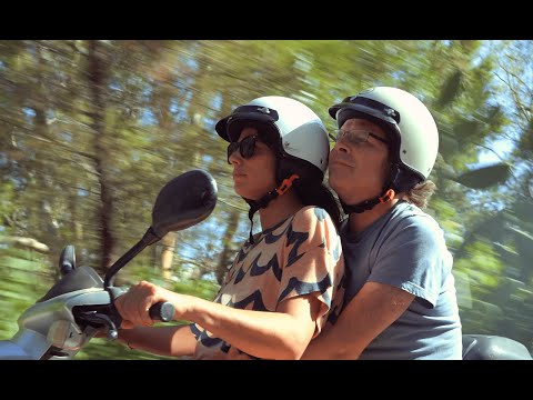 VOYAGES EN ITALIE de Sophie Letourneur - bande annonce