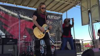 The Dead Daisies - Midnight Moses (Live)