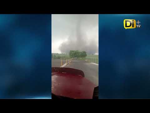 DOCUMENTAN PASO DE TORNADO EN PUEBLA