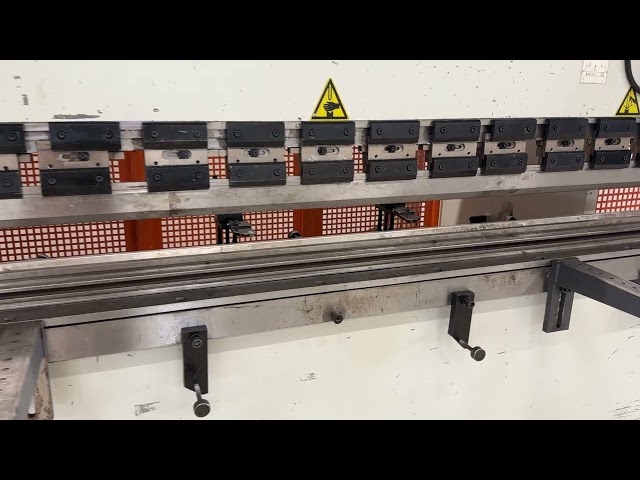 1233589 Press brake YSD PPT 165/30 (3000x165ton)