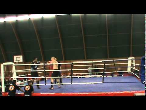 Robin Roos Vs. Arash Wakili