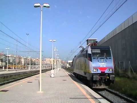 LIS con E474.103 di RailOne in transito al binario 25 a Roma Tiburtina