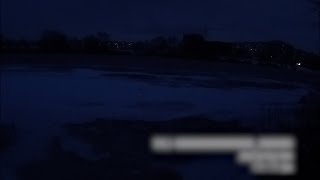 Мужчина с младенцем в коляске провалились под лед на Днепре (видео)