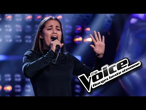 Kaja Rode - Listen | The Voice Norge 2017 | Blind Auditions