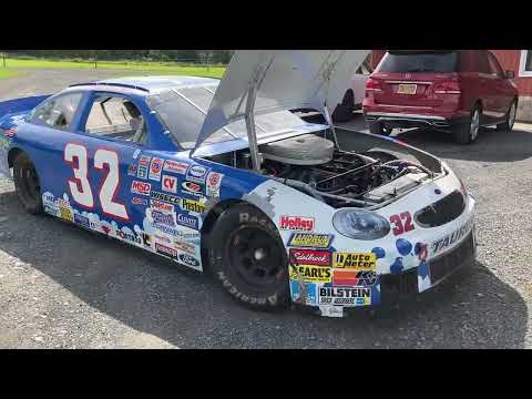 Ford Taurus Race Car "#32 Autobell Car Wash"
