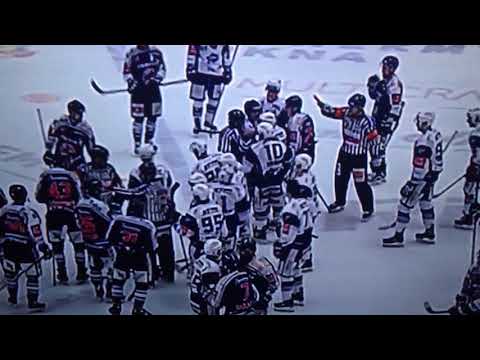 Největší hokejová bitka Vítkovice - Kometa Brno